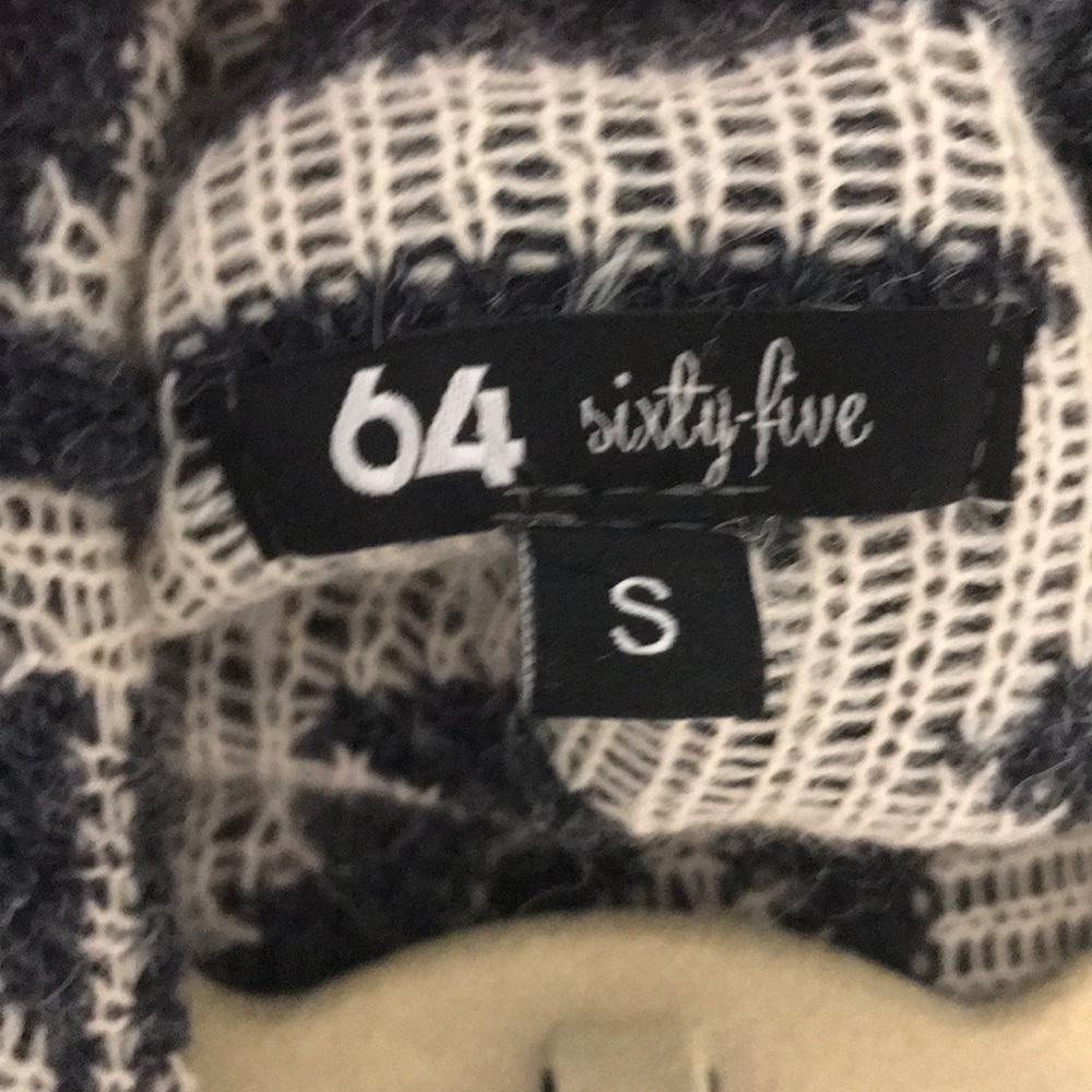 Cardigan - Picture 4 of 6
